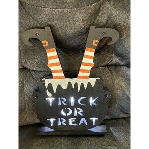 Light Up Witches Cauldron Home Decor Halloween Trick Or Treat